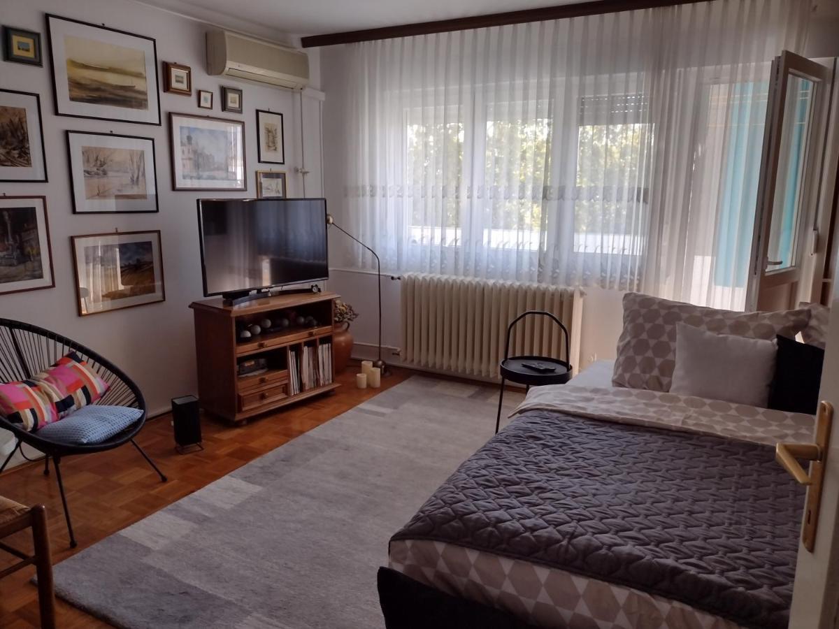 Apartman Zita Ösek Dış mekan fotoğraf